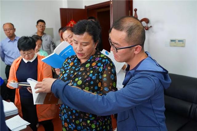 扎西草带领甘南州宣传、网信系统负责人赴西藏学习考察 征地拆迁 第3张
