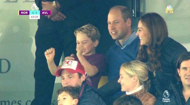 威廉王子一家助阵维拉，小乔治挥拳庆祝王妃耐心讲解比赛