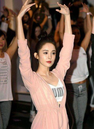 娱乐圈中擅长跳舞的明星 刘亦菲即兴舞蹈惊艳四座